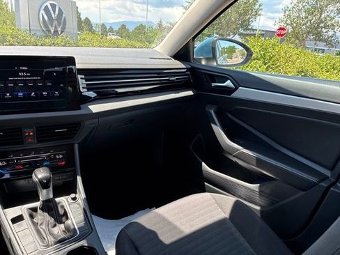 Used 2025 Volkswagen Jetta S FWD image 17