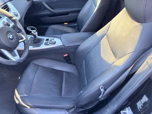 Used 2014 BMW Z4 sDrive28i image 5