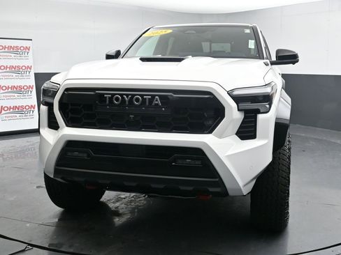 Used 2025 Toyota Tacoma TRD Pro image 4