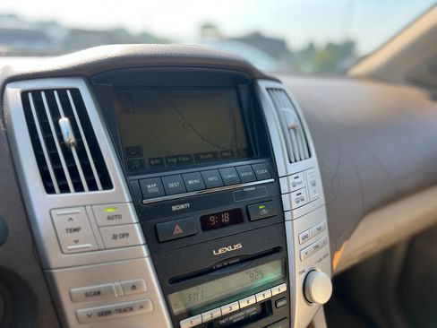 Used 2005 Lexus RX 330 AWD image 20