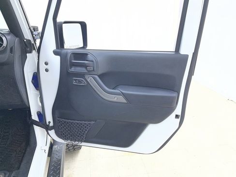 Used 2017 Jeep Wrangler Unlimited Sport w/ Quick Order Package 24S image 9