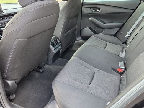 Used 2025 Honda Accord LX image 11