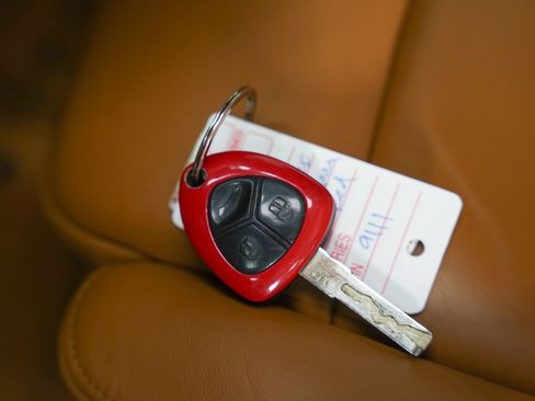 Used 2010 Ferrari California RWD image 52