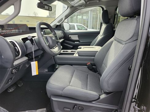 New 2026 Ford Expedition Max Active image 18