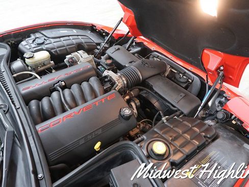 Used 2000 Chevrolet Corvette Convertible w/ Memory Pkg image 31