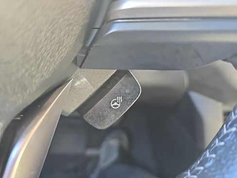 Used 2023 Subaru Ascent Limited w/ Technology Package image 26