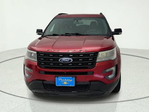 Used 2017 Ford Explorer Sport w/ Equipment Group 401A AWD/4WD image 2
