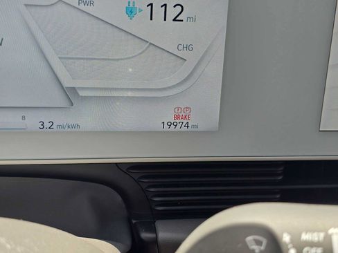 Used 2024 Hyundai Ioniq 5 SEL RWD image 27