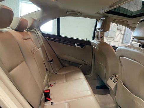 Used 2013 Mercedes-Benz C 300 4MATIC Sedan image 17