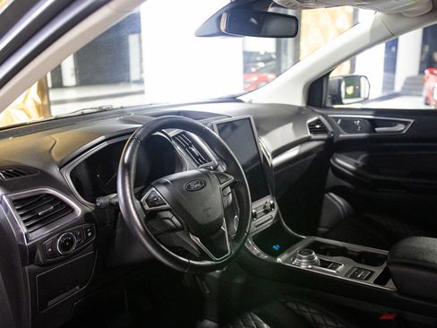Used 2024 Ford Edge Titanium AWD/4WD image 10