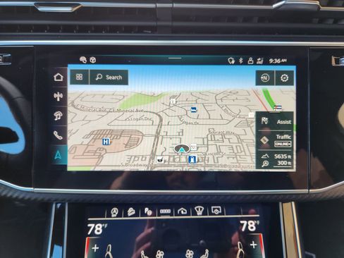 Used 2025 Audi SQ7 Prestige image 17