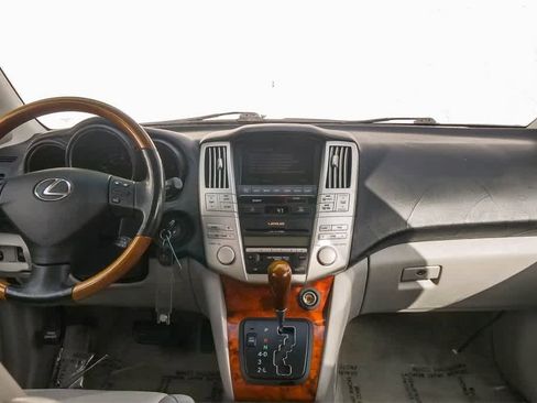 Used 2005 Lexus RX 330 w/ Premium Plus Pkg image 11