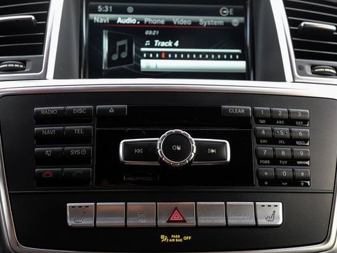 Used 2015 Mercedes-Benz ML 350 2WD image 27