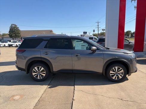 New 2025 Nissan Pathfinder SL w/ Cargo Package image 7