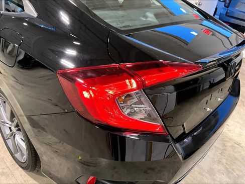 Used 2019 Honda Civic EX image 33