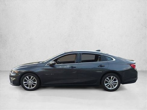 Used 2016 Chevrolet Malibu LT w/ Driver Confidence Package FWD image 8
