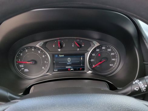 Used 2024 GMC Terrain SLE image 19