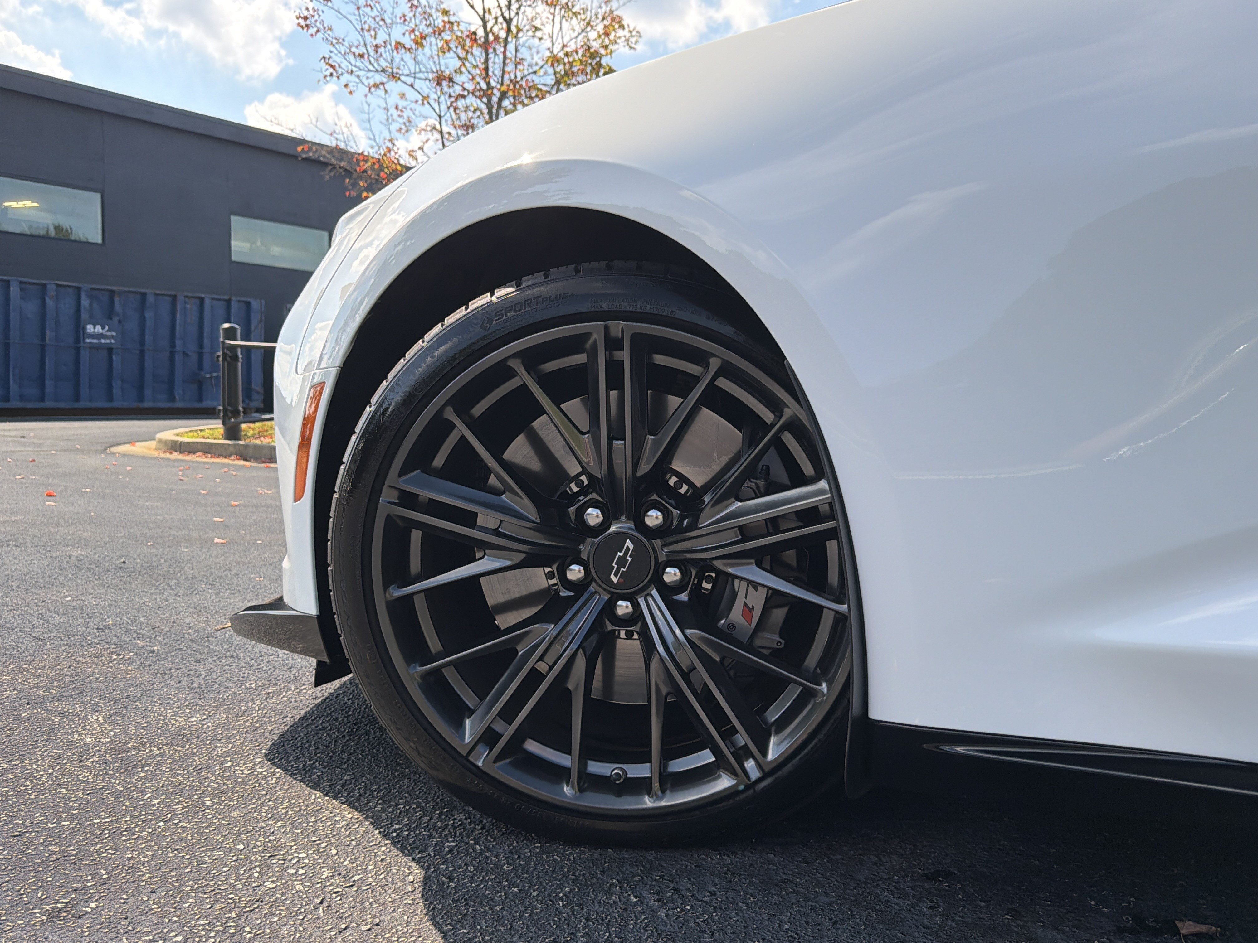 Used 2020 Chevrolet Camaro ZL1 RWD image 16