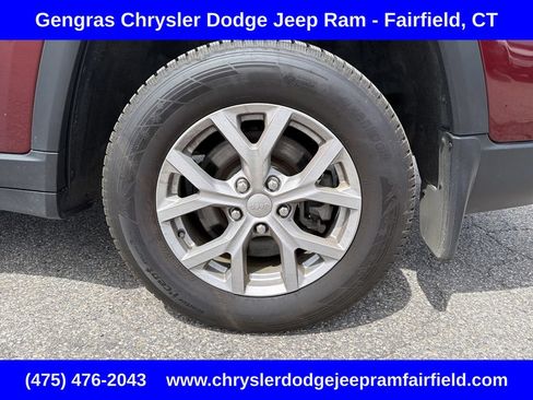 Certified 2023 Jeep Grand Cherokee L Limited w/ Luxury Tech Group II AWD/4WD image 10