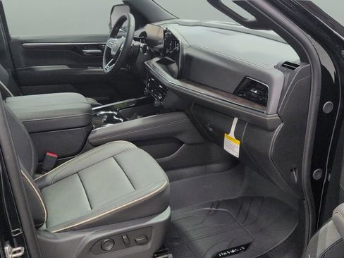 New 2026 Chevrolet Tahoe Premier w/ Sun And Tow Package AWD/4WD image 25