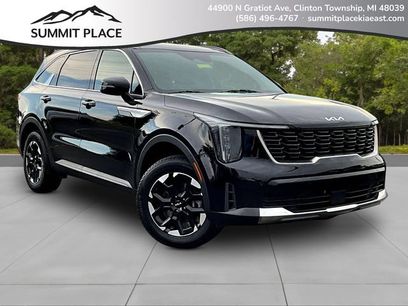Certified 2024 Kia Sorento S w/ Panoramic Sunroof Package