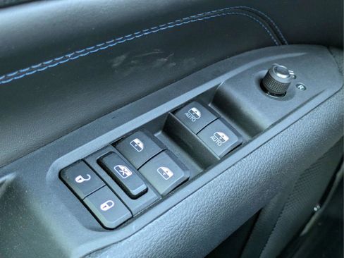 New 2026 Jeep Compass Latitude image 25