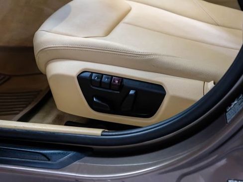 Used 2013 BMW 328i xDrive Sedan image 40