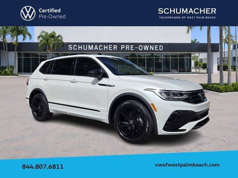 Used 2023 Volkswagen Tiguan SE R-Line FWD image 1