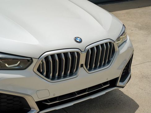 Used 2021 BMW X6 xDrive40i w/ Premium Package AWD/4WD image 7