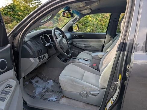 Used 2010 Toyota Tacoma 4x4 Double Cab image 16