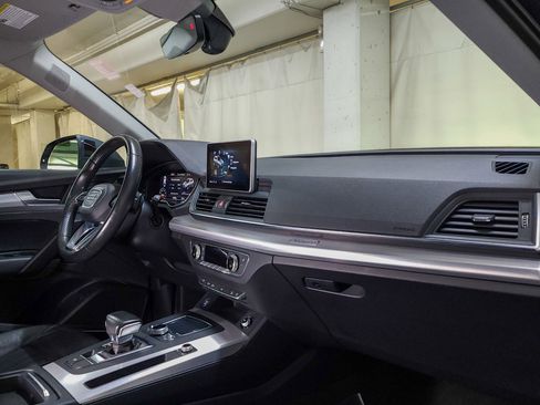 Used 2018 Audi Q5 2.0T Premium Plus w/ Premium Plus Package image 52