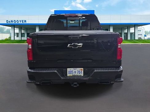 Used 2025 Chevrolet Silverado 1500 High Country w/ Midnight Edition AWD/4WD image 6