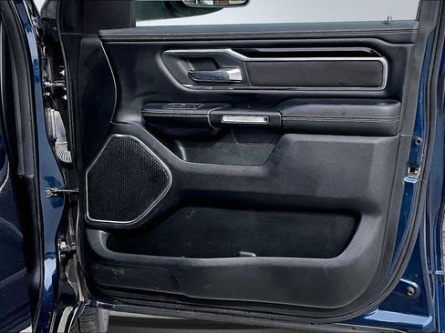 Used 2021 RAM 1500 Laramie w/ Sport Appearance Package image 15