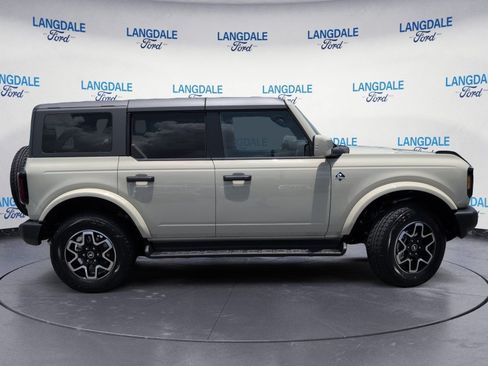 New 2026 Ford Bronco Outer Banks AWD/4WD image 3