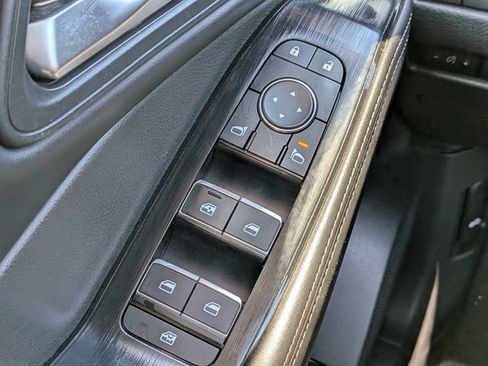 Used 2023 Nissan Rogue SL AWD/4WD image 26