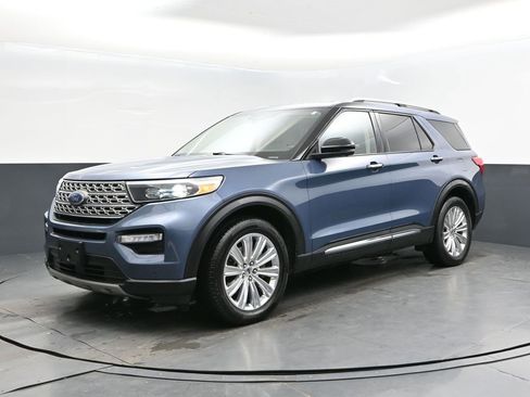 Used 2021 Ford Explorer Limited w/ Equipment Group 301A image 3