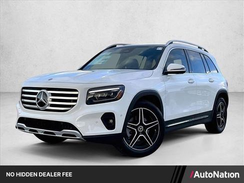 Used 2026 Mercedes-Benz GLB 250 image 1