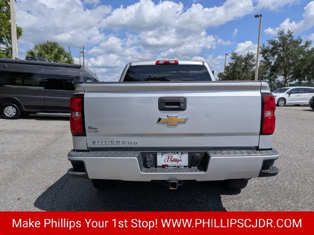 Used 2018 Chevrolet Silverado 1500 Custom w/ Custom Value Package RWD image 4