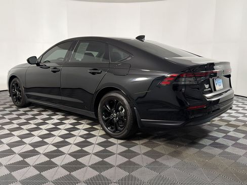 Used 2025 Honda Accord SE image 2