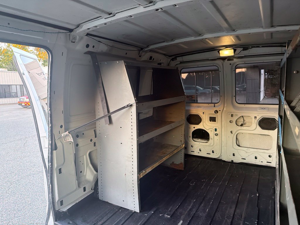 Used 1997 Ford E-150 and Econoline 150 RWD image 13