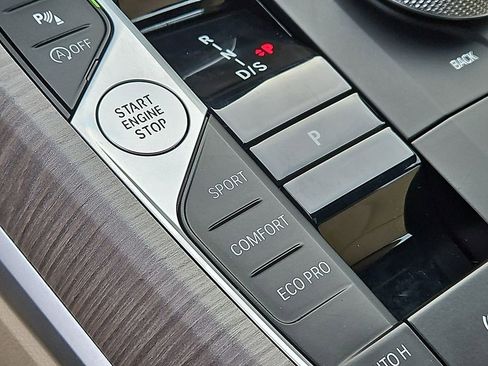 Certified 2025 BMW 330i xDrive Sedan w/ Premium Package image 26