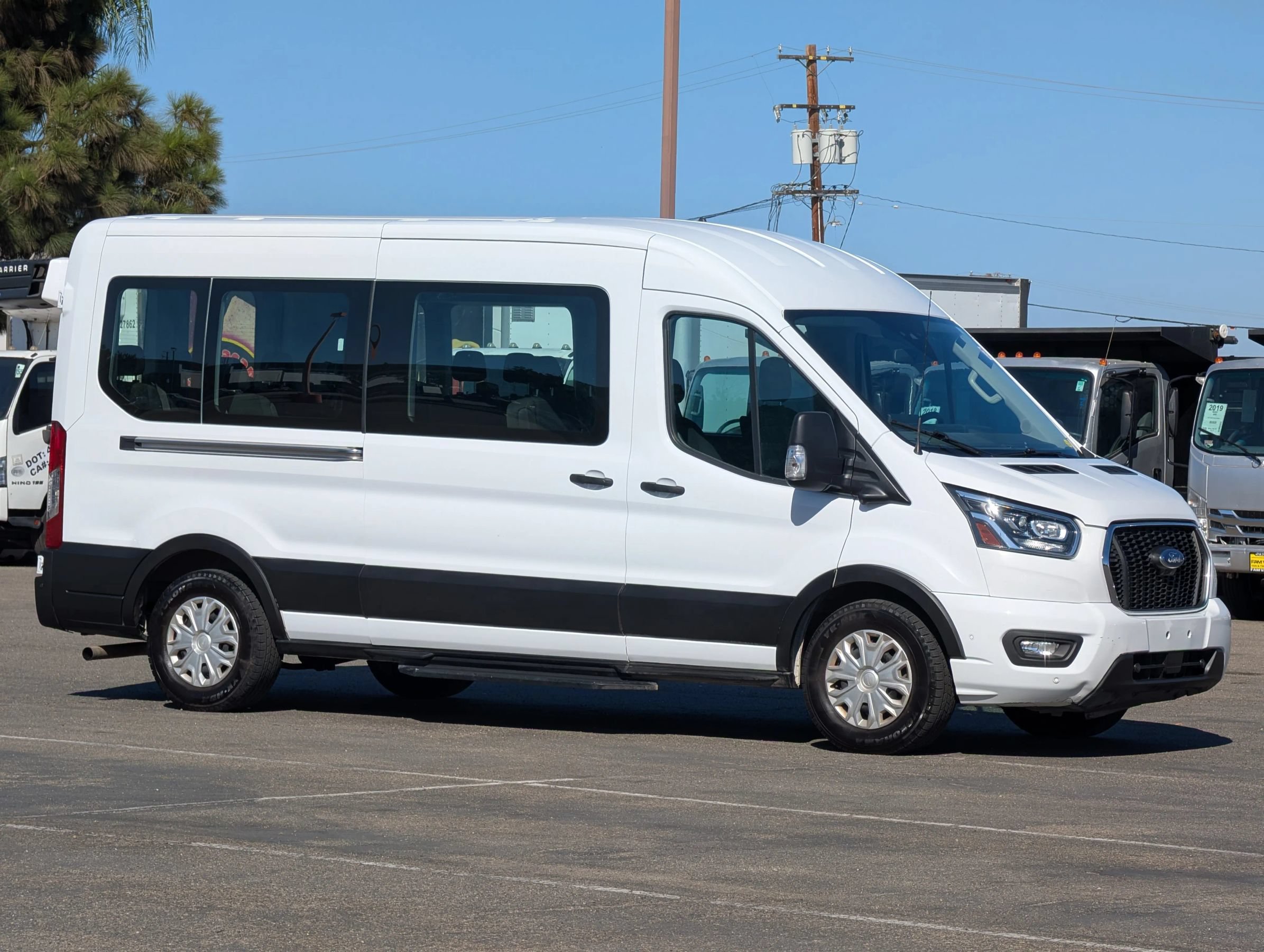 Used 2023 Ford Transit 350 XLT RWD image 1