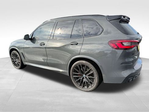 Used 2021 BMW X5 M50i w/ Executive Package image 8