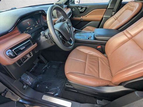 Used 2024 Lincoln Aviator Reserve w/ Equipment Group 201A image 17