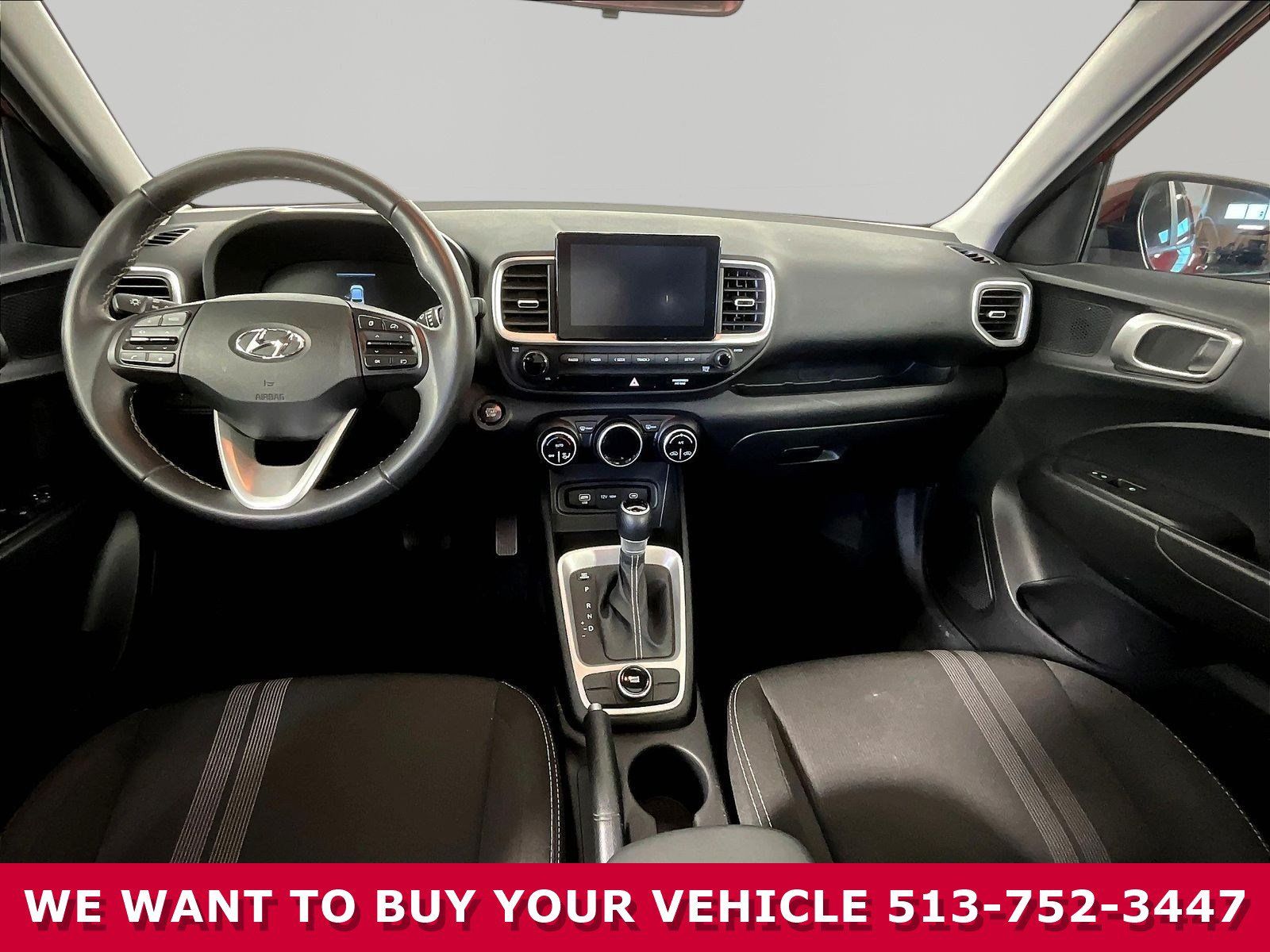 Used 2025 Hyundai Venue SEL FWD image 7