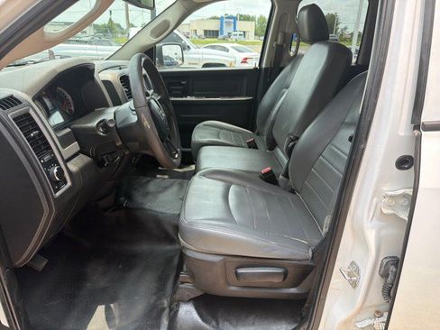 Used 2019 RAM 1500 Tradesman RWD image 12