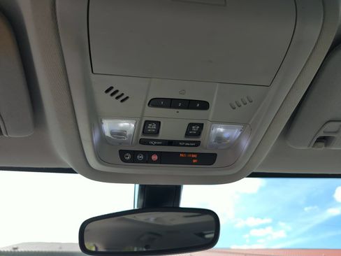 Used 2019 GMC Acadia SLT w/ LPO, Floor Liner Package FWD image 21