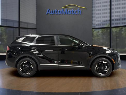 Used 2026 Kia Sportage EX FWD image 13