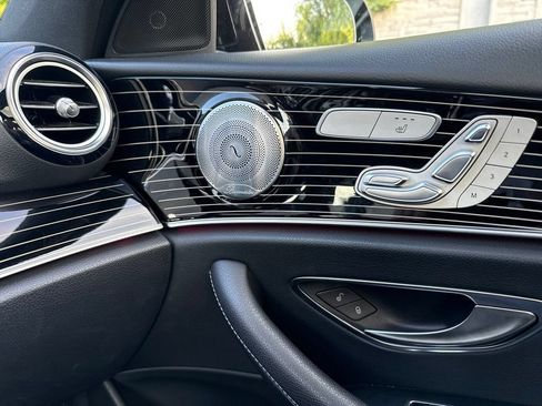 Used 2018 Mercedes-Benz E 400 4MATIC Sedan image 16