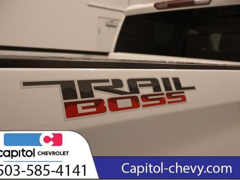 Used 2022 Chevrolet Silverado 1500 Custom Trail Boss image 44